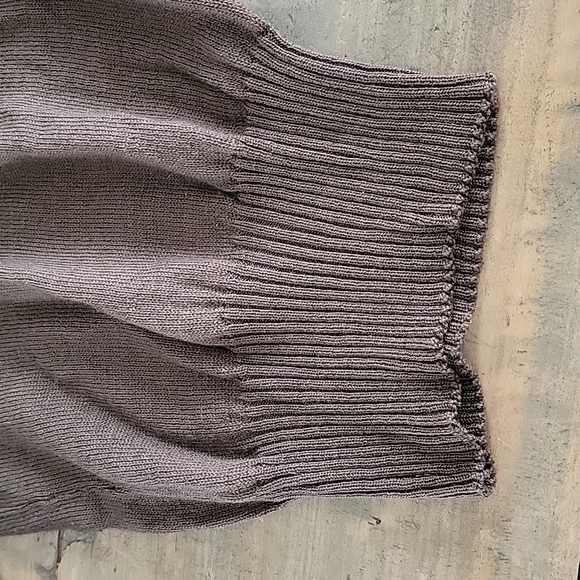 Vintage S Women's Sweater - Picture 5 of 6